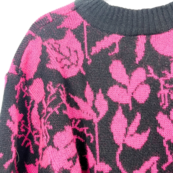 Vintage Hot Pink & Black Floral Sweater - Picture 10 of 11